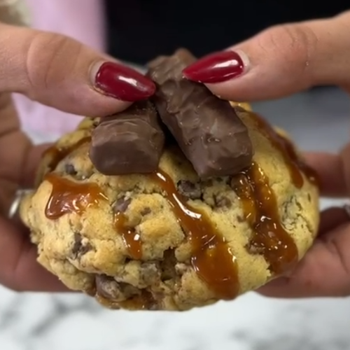 TWIX CARAMEL COOKIE