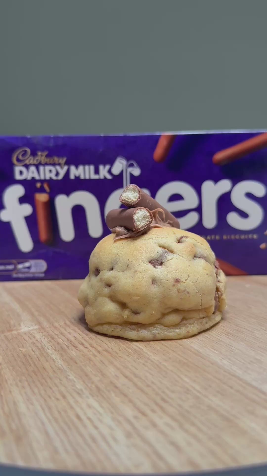CADBURYS CHOCOLATE FINGERS